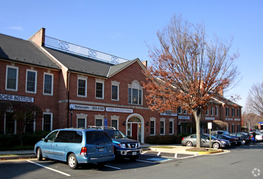 Primary Photo Of 10507-10511 Braddock Rd, Fairfax Office For Lease