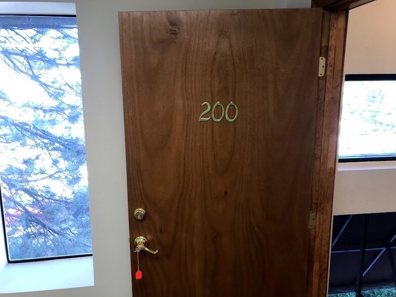 More Photos Of 3768 Norwood Dr, Littleton Warehouse For Lease