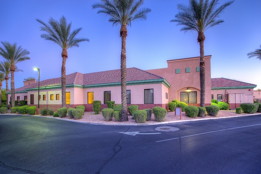 More Photos Of 5750 W Thunderbird Rd, Glendale Unknown For Lease