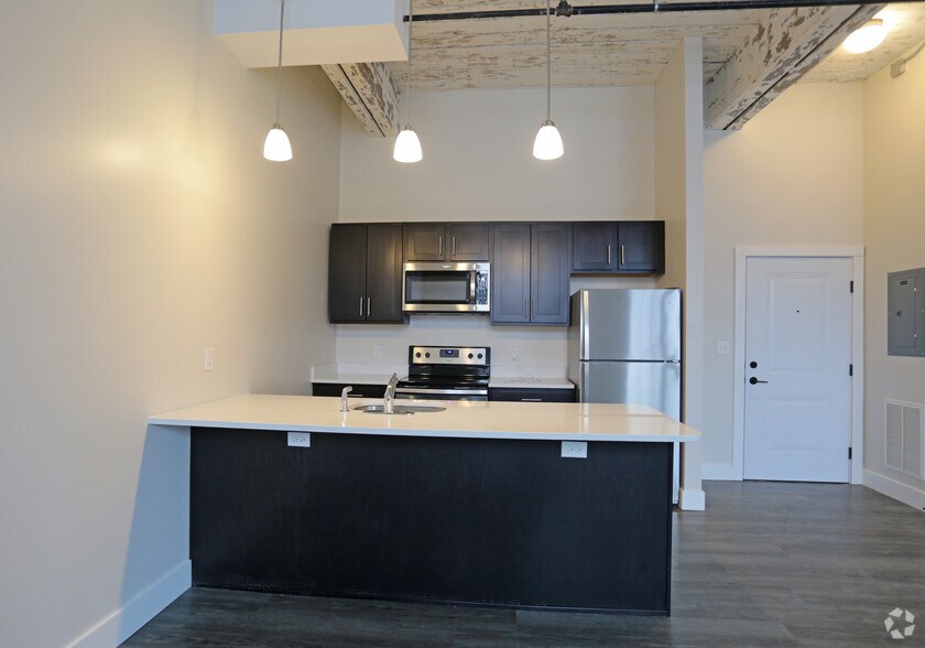 More Photos Of 24 Amity St, Cohoes Apartments For Sale