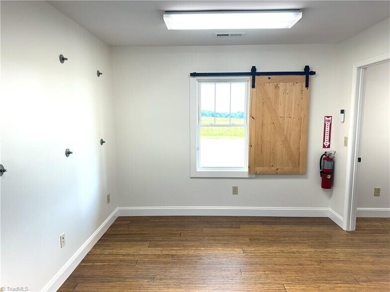 More Photos Of 150 Pine Ridge Rd, Mount Airy Warehouse For Sale