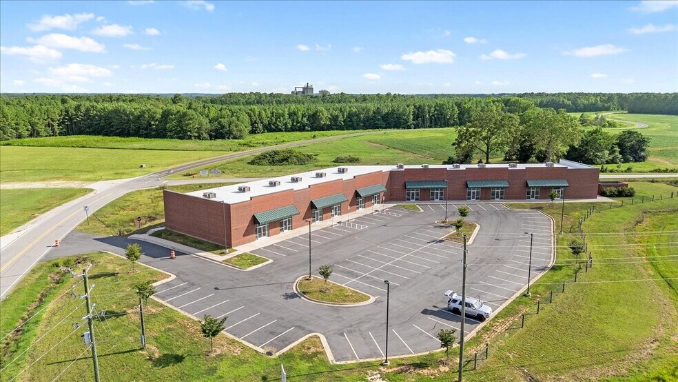 More Photos Of 40 Industrial Park Dr, Henderson Medical For Lease