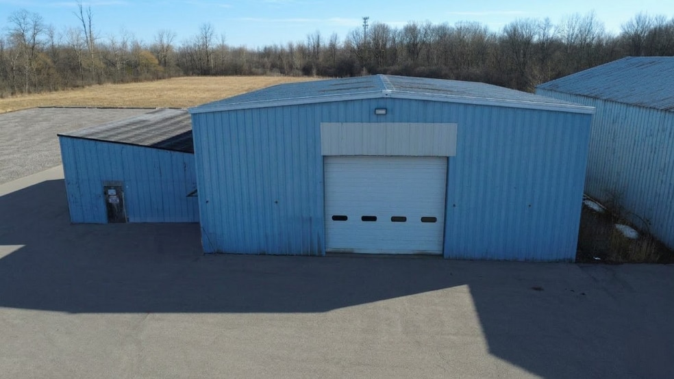 More Photos Of 4522 Wetzel Rd, Liverpool Manufacturing For Lease