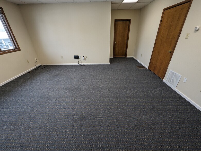 More Photos Of 601 E Seltice St, Post Falls Office For Lease