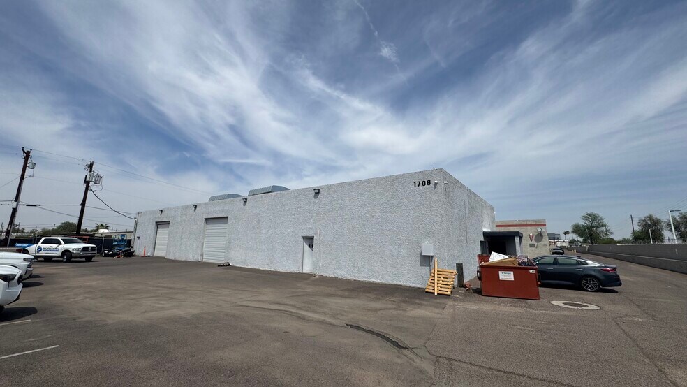 More Photos Of 1706 E Curry Rd, Tempe Warehouse For Lease