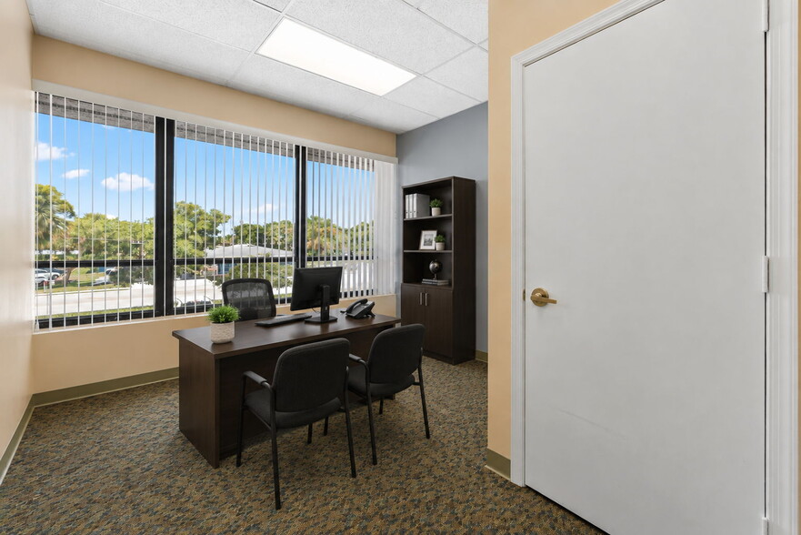 More Photos Of 900 SE Ocean Blvd, Stuart Medical For Sale