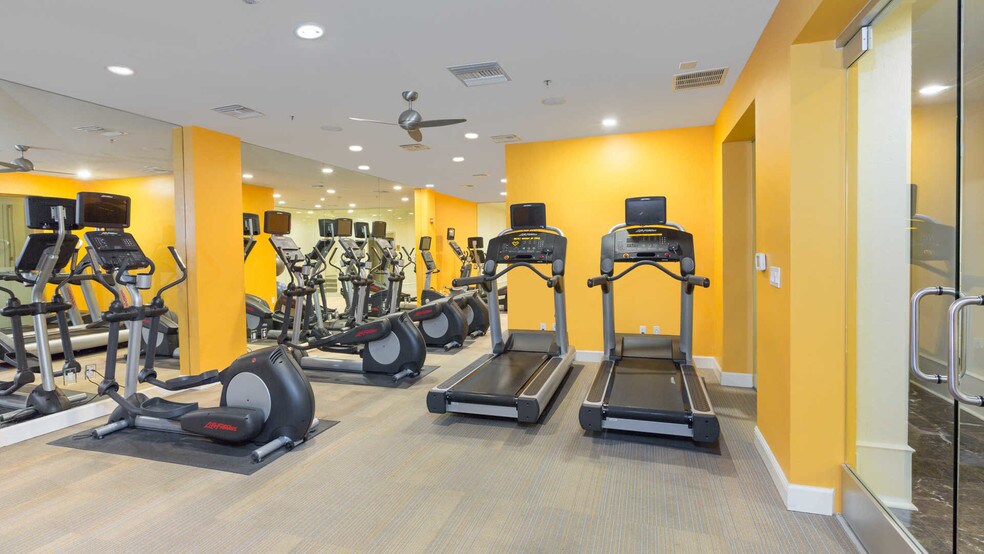 More Photos Of 1001-1101 Park Pl, San Mateo Apartments For Lease