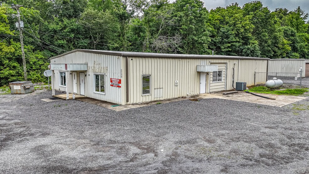 More Photos Of 13520 Us Highway 231, Union Grove Self Storage For Lease