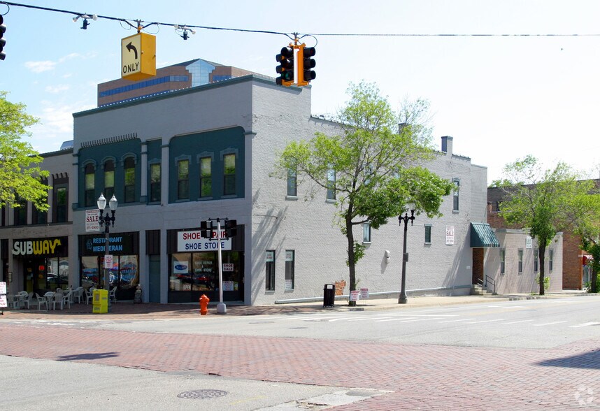 More Photos Of 329-337 S Washington Sq, Lansing Storefront For Sale