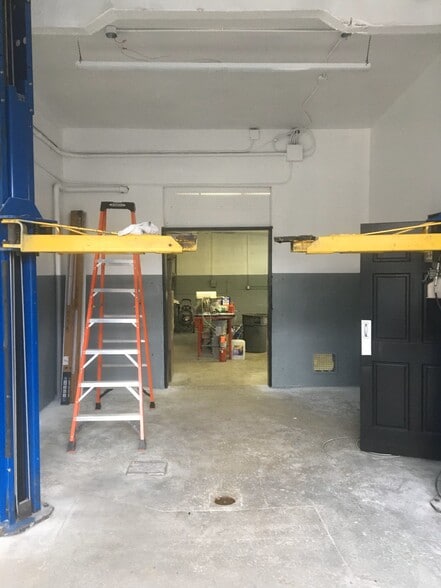 More Photos Of 470 Route 22 West, White House Station Auto Repair For Sale