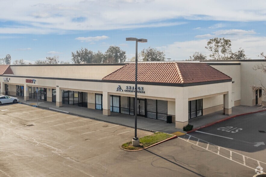 More Photos Of 7453-7517 Watt Ave, North Highlands Unknown For Lease