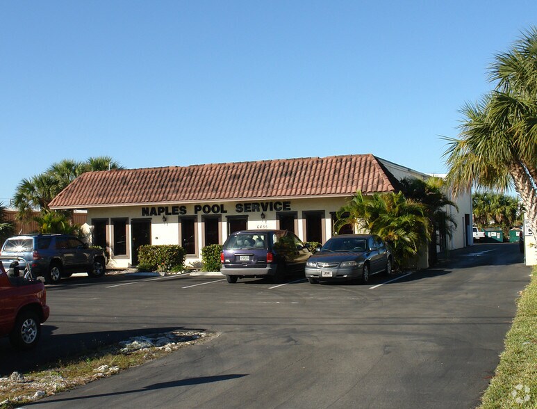 More Photos Of 6455 Airport Pulling Rd N, Naples Showroom For Sale