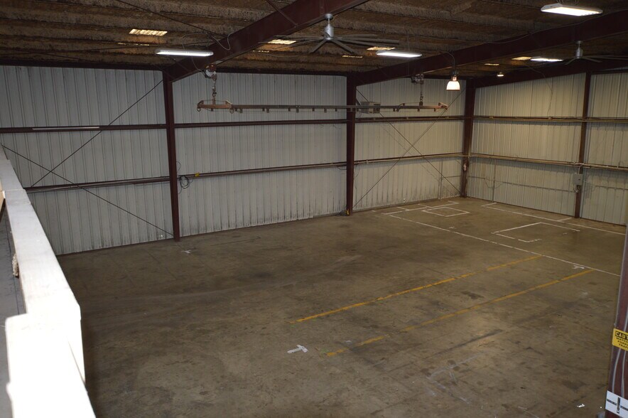 More Photos Of 4951 Grisham Dr, Rowlett Manufacturing For Lease