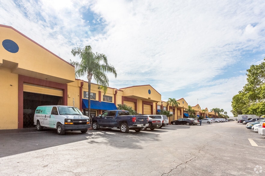 More Photos Of 7200-7360 NW 56th St, Miami Warehouse For Sale