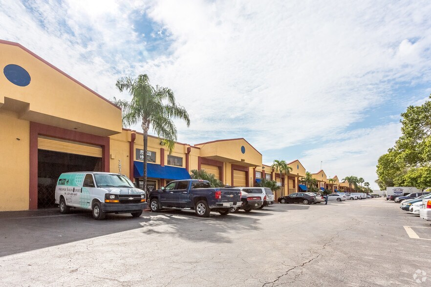 More Photos Of 7200-7384 NW 56th St, Miami Warehouse For Sale