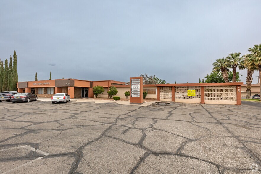 Primary Photo Of 2407 W Picacho Ave, Las Cruces Office For Lease
