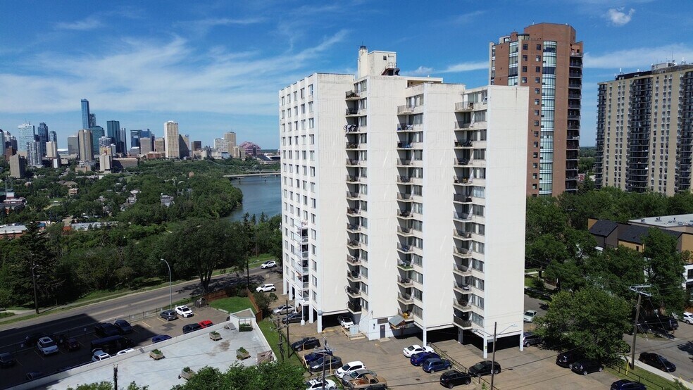 More Photos Of 10101 Saskatchewan Dr NW, Edmonton Apartments For Sale