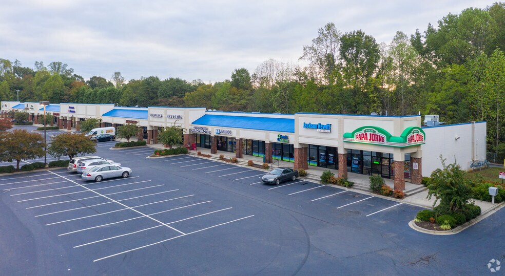 Primary Photo Of 2785 Charlotte Hwy, Mooresville General Retail For Lease