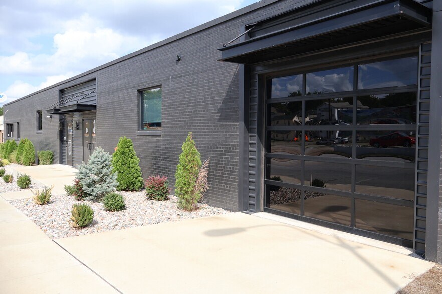 Primary Photo Of 231 N Main St, Joplin Industrial For Sale