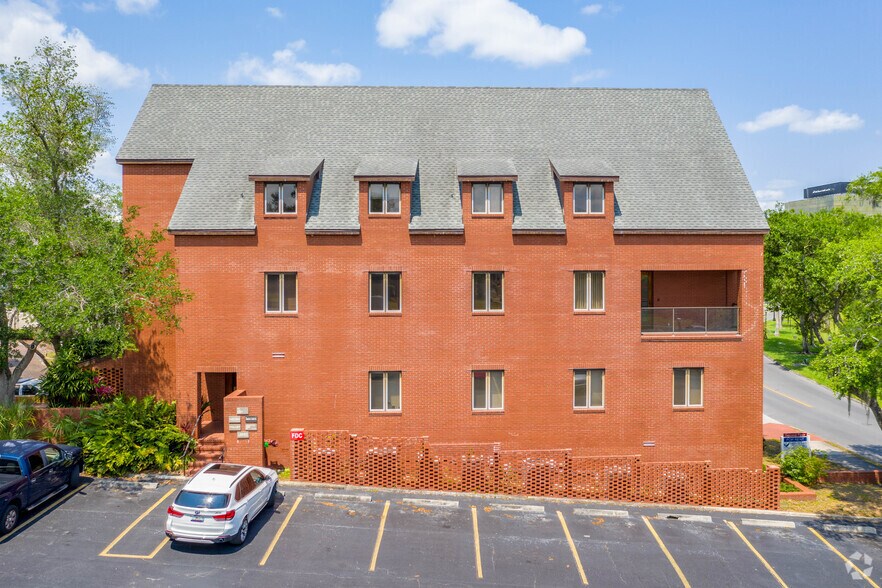 More Photos Of 200 Lake Morton Dr, Lakeland Office For Lease