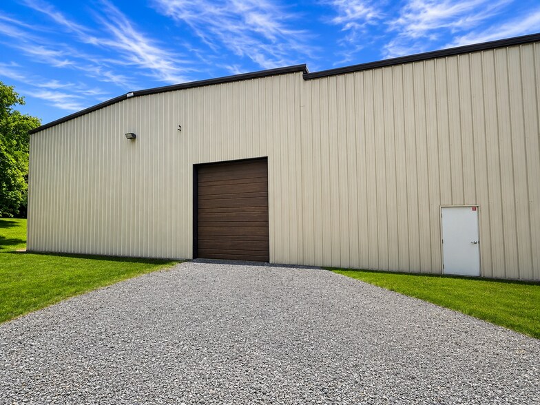 More Photos Of 194 Shott Court, Bluefield Warehouse For Sale