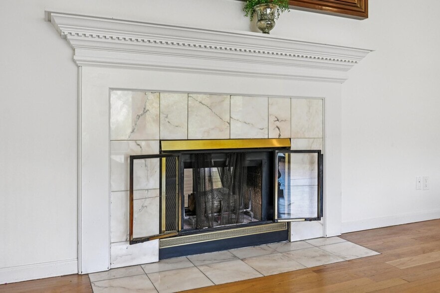 More Photos Of 1605 Lucas Valley Rd, San Rafael Healthcare For Sale