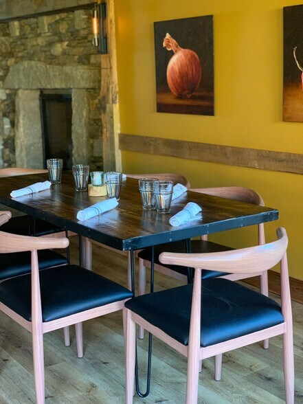 More Photos Of 1200 Portland Rd, Arundel Freestanding For Sale