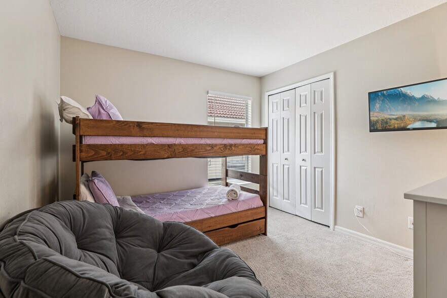 More Photos Of 136 Rosso Dr, Davenport Specialty For Sale
