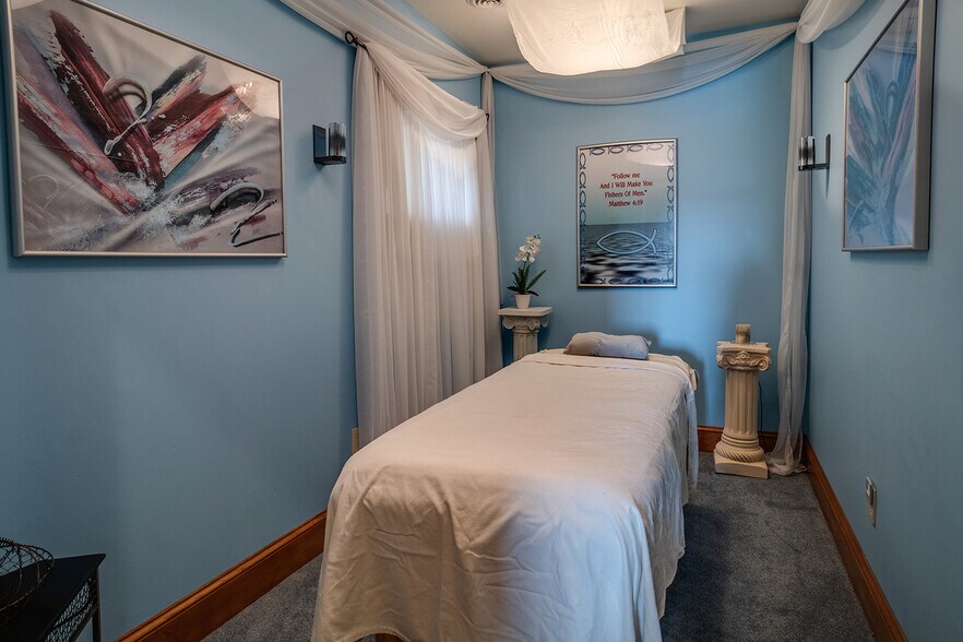 More Photos Of 3450 Esperanza Rd, Keuka Park Specialty For Sale