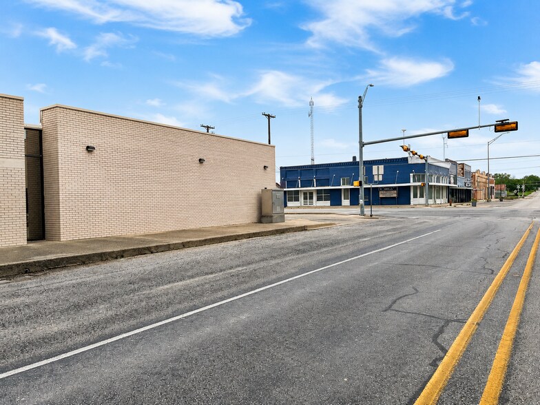 More Photos Of 101 N 4th St, Lometa Daycare Center For Sale