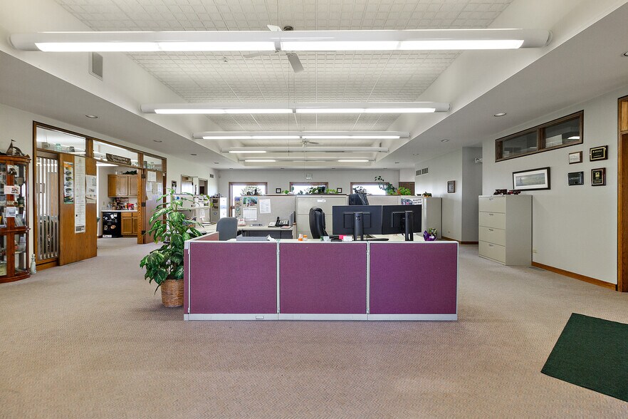 More Photos Of 10808 W Monee Manhattan Rd, Monee Office For Sale
