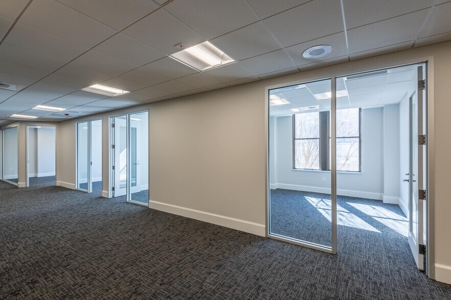 More Photos Of 133 Fayetteville St, Raleigh Office For Lease