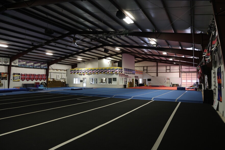 More Photos Of 31 Dale Dr, Cabot General Retail For Sale