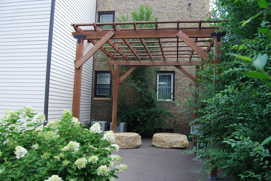 More Photos Of 1802 11th Ave S, Minneapolis Apartments For Sale