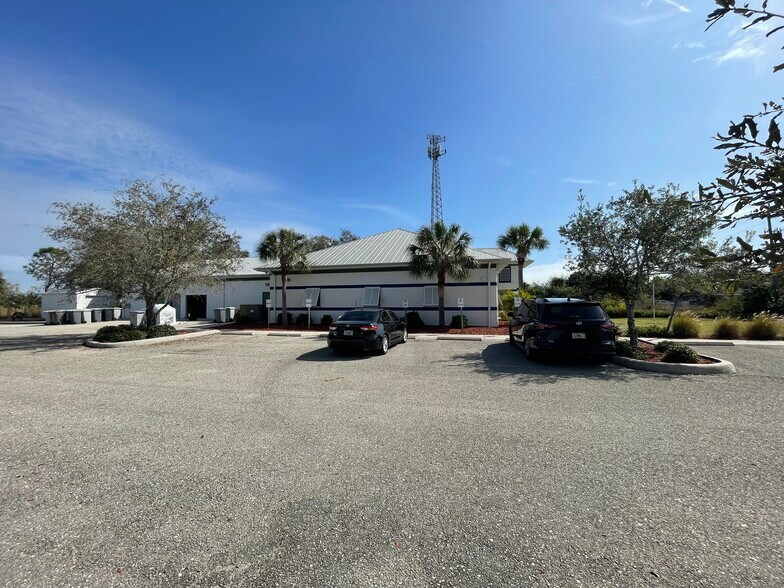 More Photos Of 25560 Technology Blvd, Punta Gorda Office For Sale