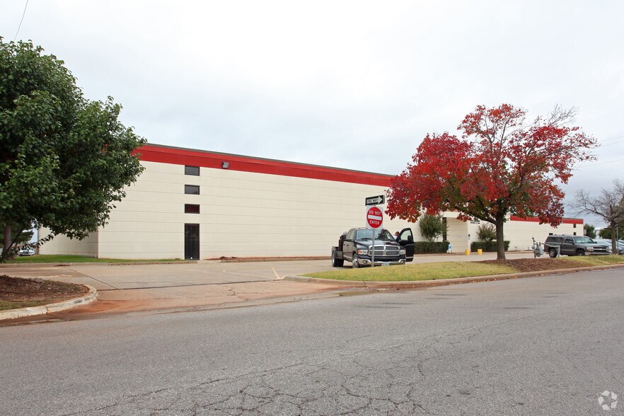 More Photos Of 3017 N Stiles Ave, Oklahoma City Office For Lease