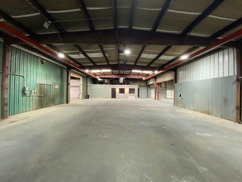 More Photos Of 8326 N County Rd W, Odessa Industrial For Lease