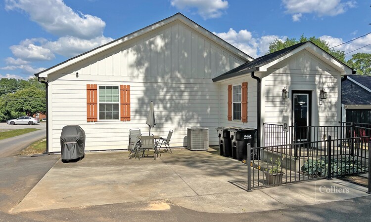 More Photos Of 416 SE Main St, Simpsonville Office For Sale