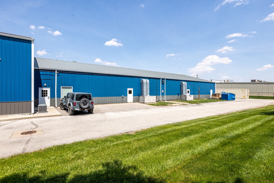 More Photos Of 3893 W State Road 47, Sheridan Light Manufacturing For Sale