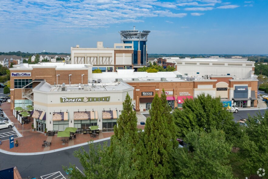 More Photos Of 14825 Ballantyne Village Way, Charlotte Unknown For Lease