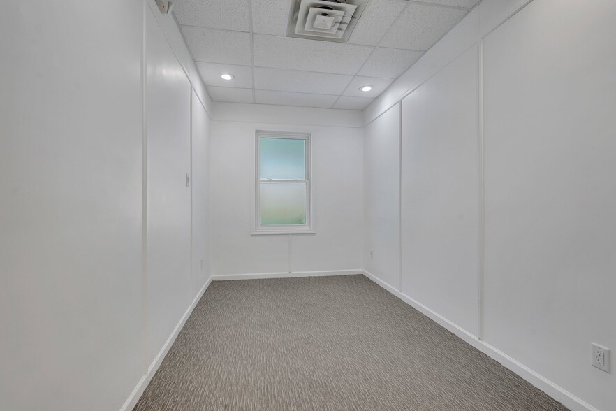 More Photos Of 1012 E Gwinnett St, Savannah Office For Lease