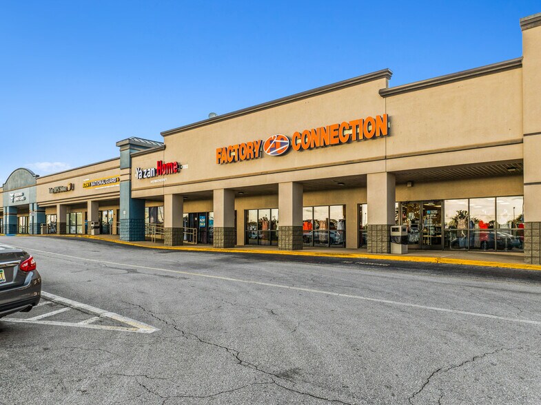 More Photos Of 111-191 Cox Creek Pky S, Florence Storefront For Sale