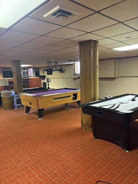 More Photos Of 2200 Terminal St, Niles Warehouse For Sale