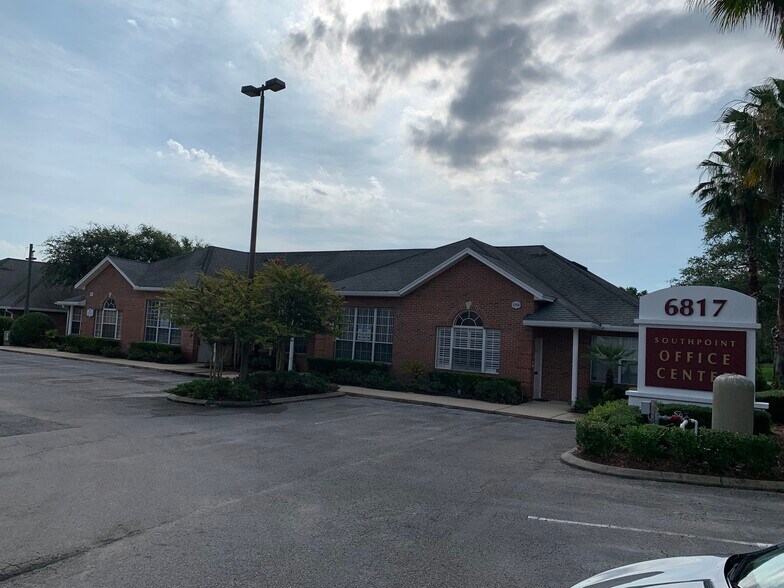 More Photos Of 6817 Southpoint Pky, Jacksonville Medical For Lease