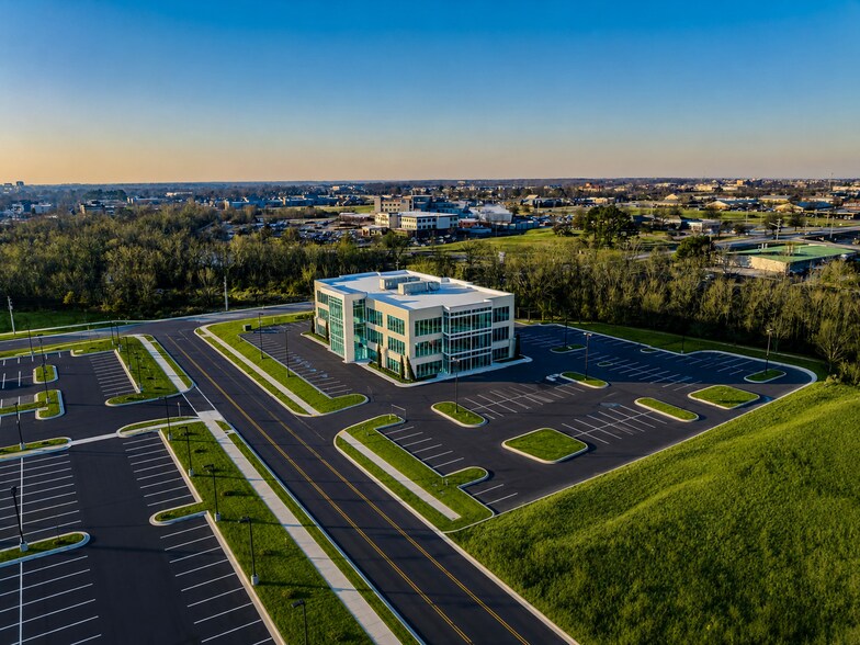 More Photos Of 2700 SE S St, Bentonville Office For Lease