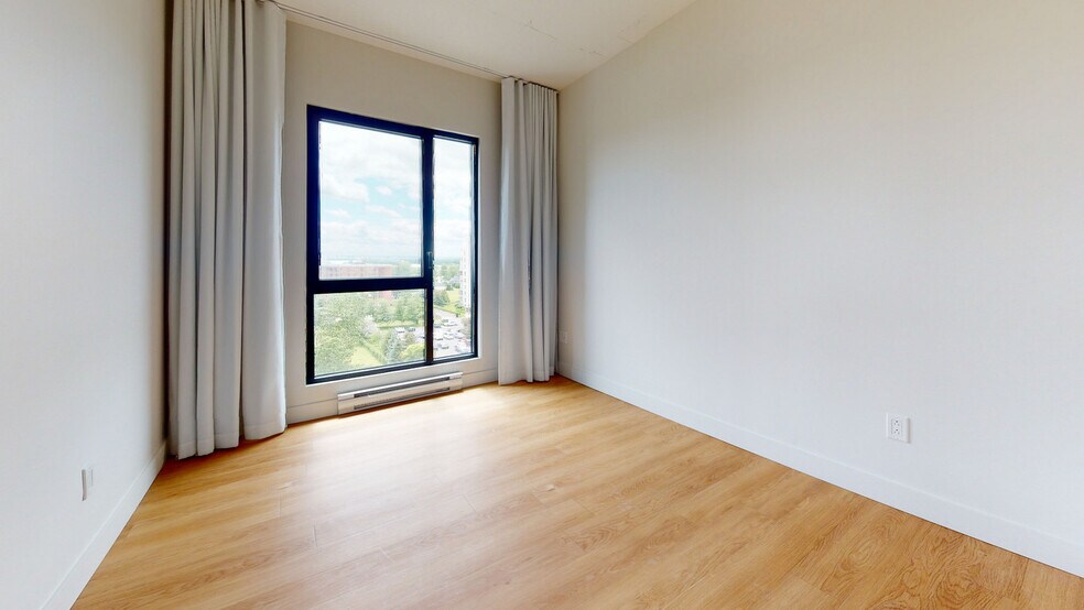 More Photos Of 8405 Pl Saint-Charles, Brossard Apartments For Lease