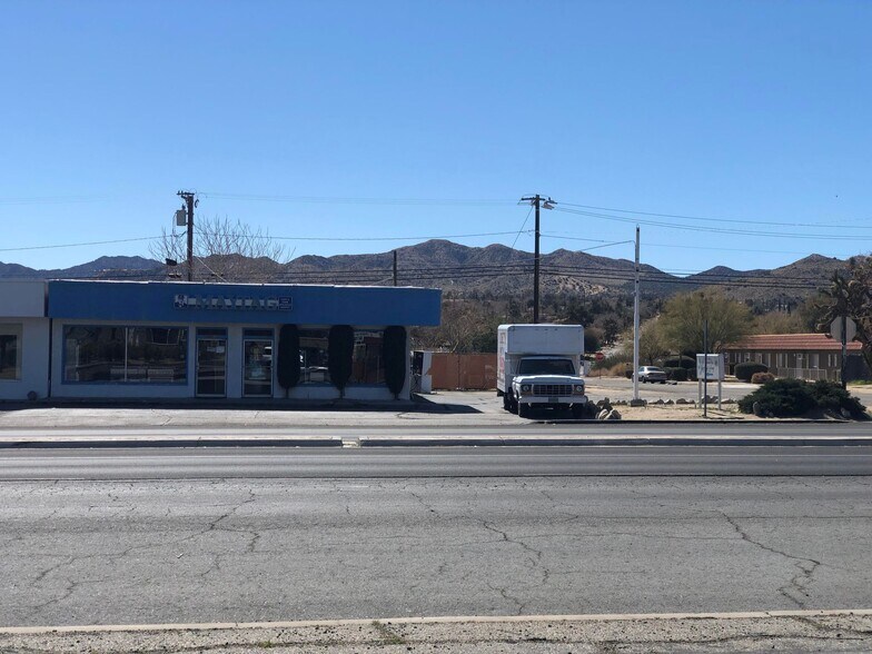 More Photos Of 55985 29 Palms Hwy, Yucca Valley Convenience Store For Sale