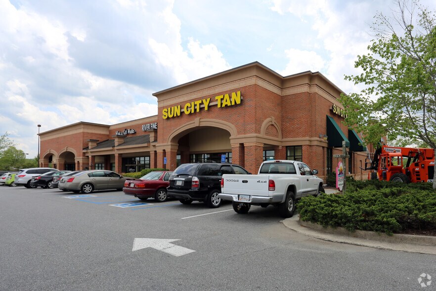 More Photos Of 1431 Riverstone Pky, Canton Freestanding For Lease
