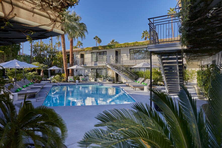 More Photos Of 288 E Camino Monte Vis, Palm Springs Hotel For Sale