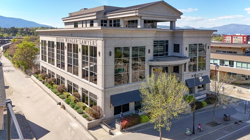 More Photos Of 2706 30 Av, Vernon Office For Lease